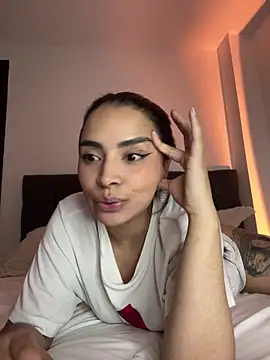 Linna_Cam's cam snapshot