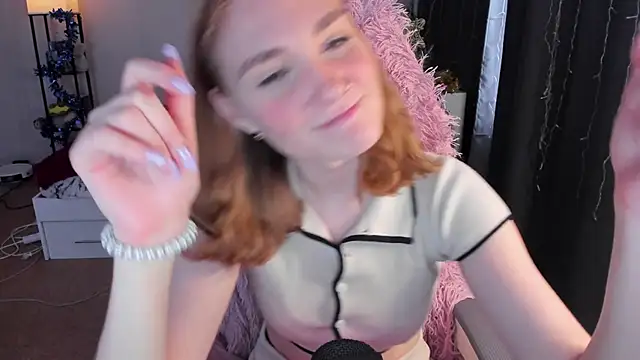 ReddHotPipper's cam snapshot