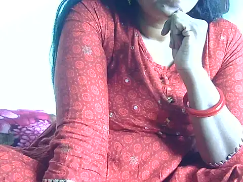 Pooja-suman's cam snapshot