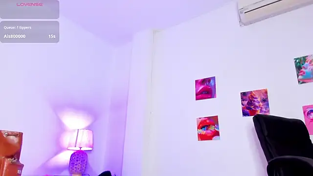 naomy_68's cam snapshot