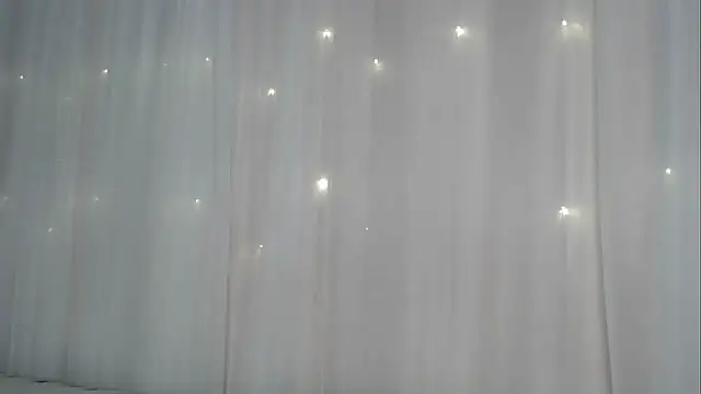 lunahototinparis18's cam snapshot