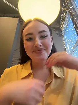 KiraSunshine's cam snapshot