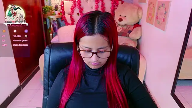 meghan_nill's cam snapshot