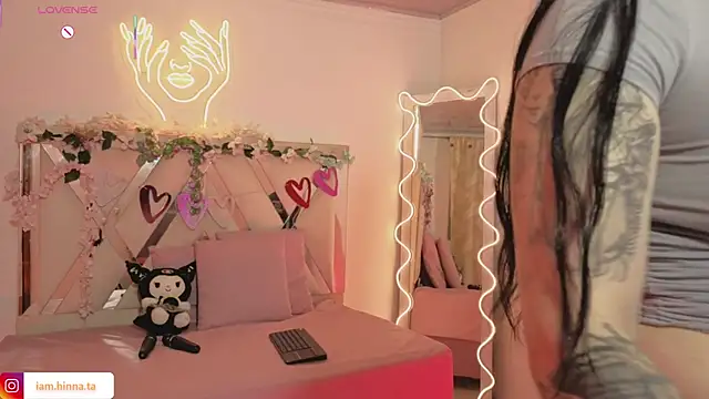 hina_tay's cam snapshot