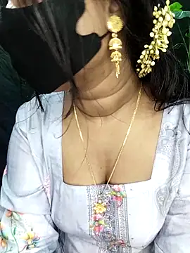 Idhika-Paul's cam snapshot