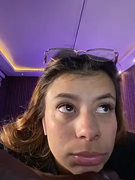 Antonella_Torres2's cam snapshot