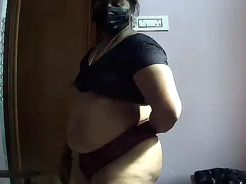 Potti-model-81's cam snapshot