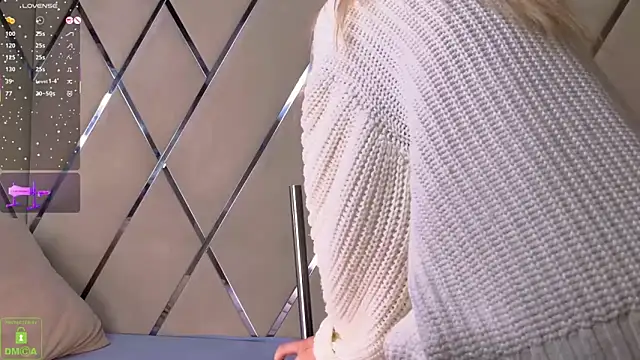 maya_snow's cam snapshot