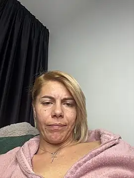 tanyagrey's cam snapshot