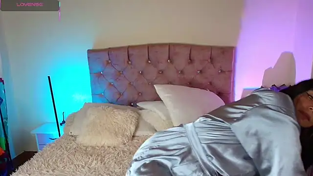 miaa_saenz1's cam snapshot