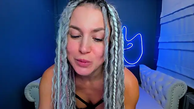 rock_n_roxy's cam snapshot