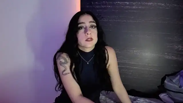 sharlot24's cam snapshot