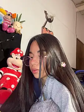 Milleradhara24's cam snapshot