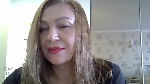 Alexandra-Rosee's cam snapshot