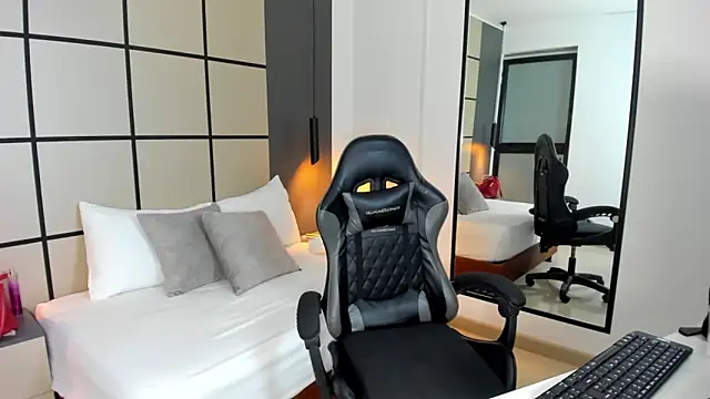 olivia_willoow's cam snapshot