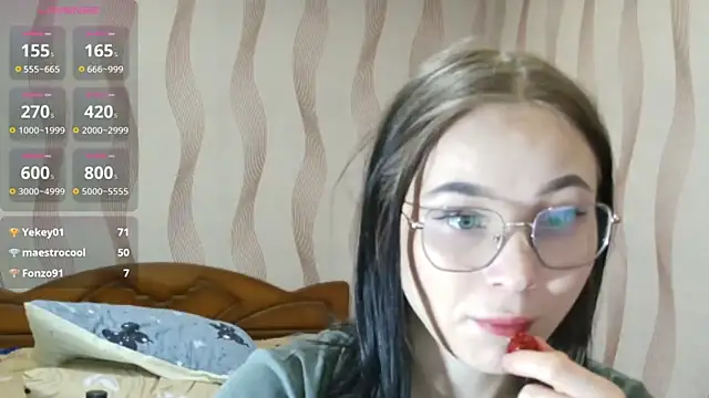 MeganBabyFox's cam snapshot