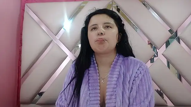 nathaly_low1's cam snapshot