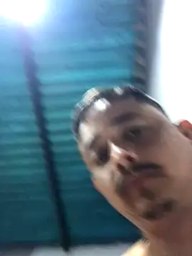 veronica_and_bryan's cam snapshot