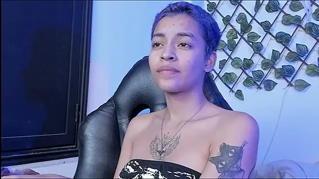 Anny_Kiitty's cam snapshot