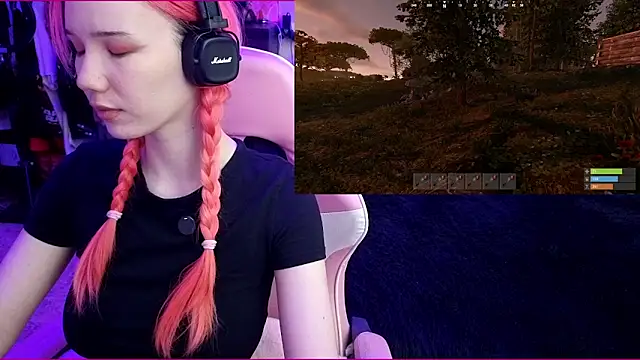 Maya_Viola's cam snapshot