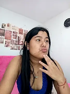 April_Becker's cam snapshot