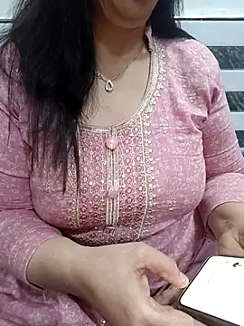 Jaspreet_kaurrr's cam snapshot