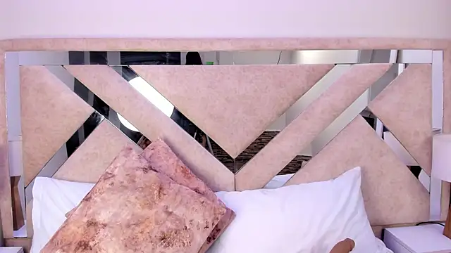 ximena_vasquez8's cam snapshot