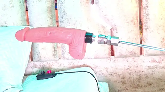 Caroline_palmerr's cam snapshot