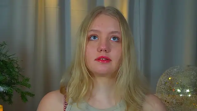 EmilyEvanse's cam snapshot