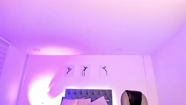 _Natalie18's cam snapshot