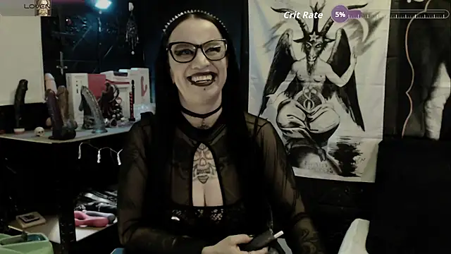 Evil_Queen_666's cam snapshot