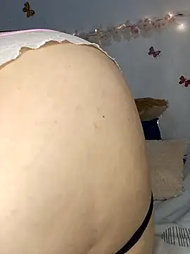 keterinjones--11's cam snapshot