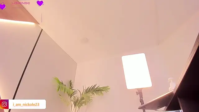 nicky_peyton's cam snapshot