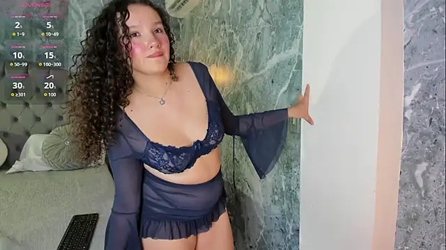 LucyLovelyy's cam snapshot