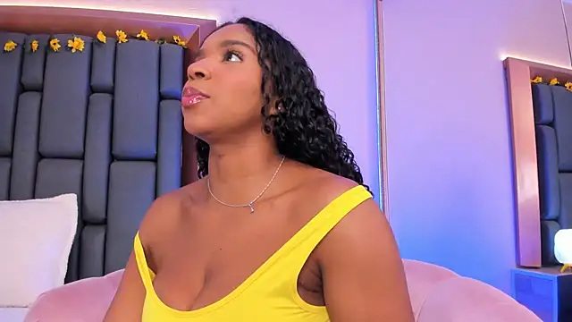 LisaMendez's cam snapshot