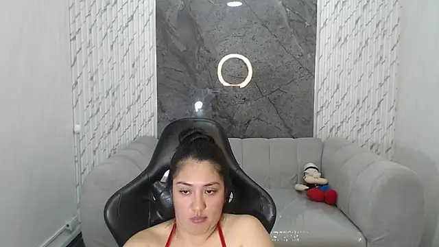 Ivony18_b's cam snapshot