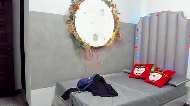 brianna-03's cam snapshot