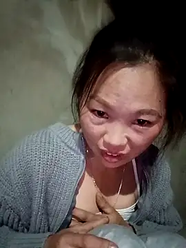 blonde_blg's cam snapshot