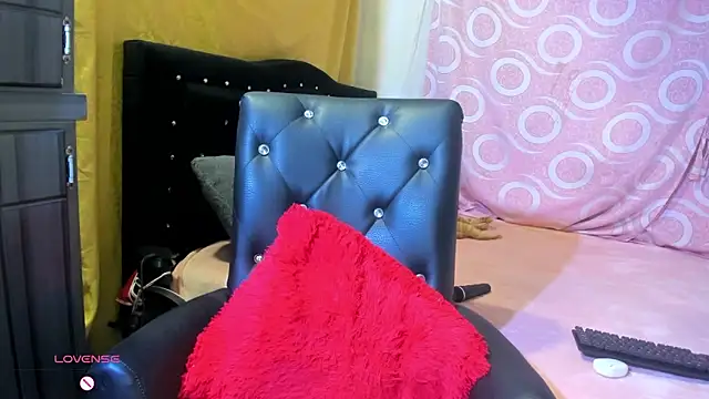 1julianasalazar's cam snapshot