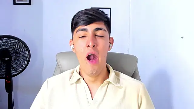 babymaik's cam snapshot