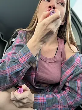 LavenderHot's cam snapshot