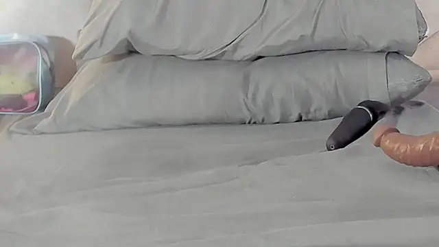 Candaceoweens's cam snapshot