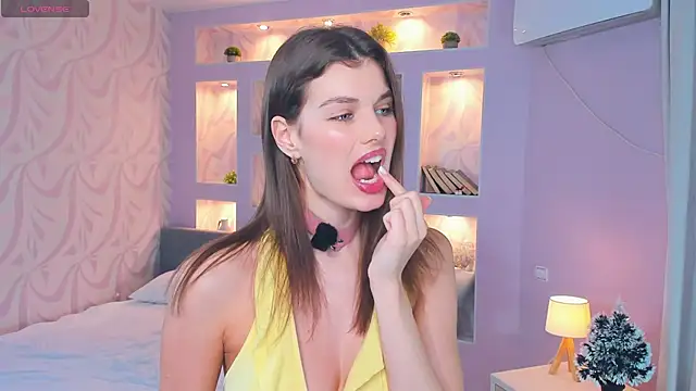 FloraDobb's cam snapshot