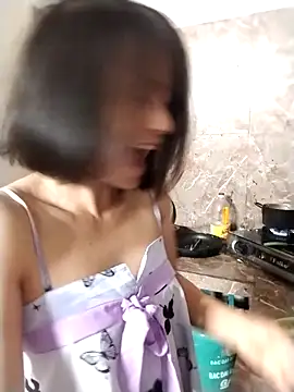 linda_bae00's cam snapshot