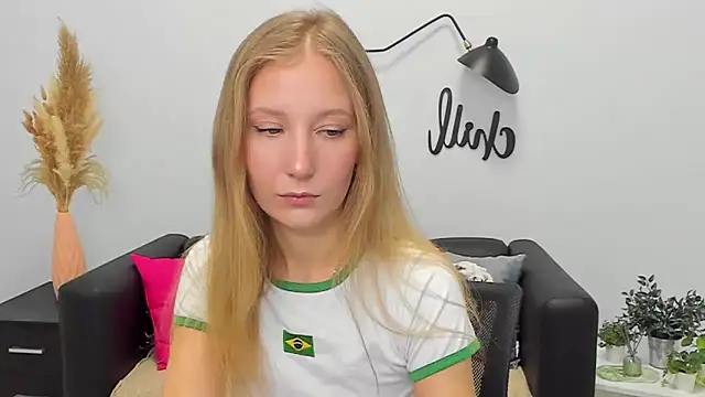 LolaWilsons's cam snapshot