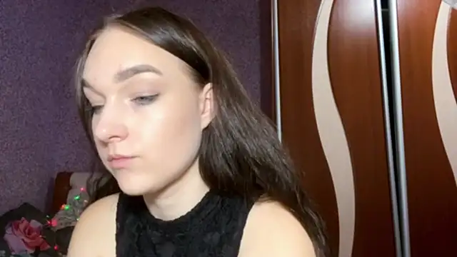 YahairaDuracher's cam snapshot