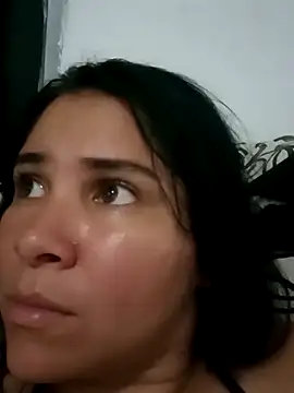 ChelyChely24_SATAN's cam snapshot