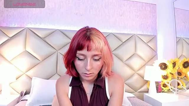 dafnne_hall's cam snapshot