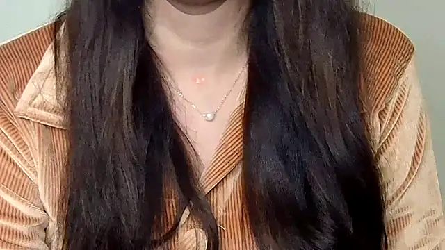 Naina_For_You's cam snapshot