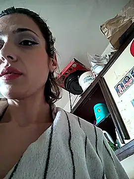 SheTheDeeevil's cam snapshot